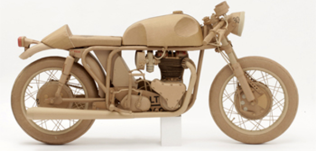Gilmour_Moto-Triton